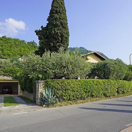 Villa Bouganville トスコラーノ・マデルノ エクステリア 写真