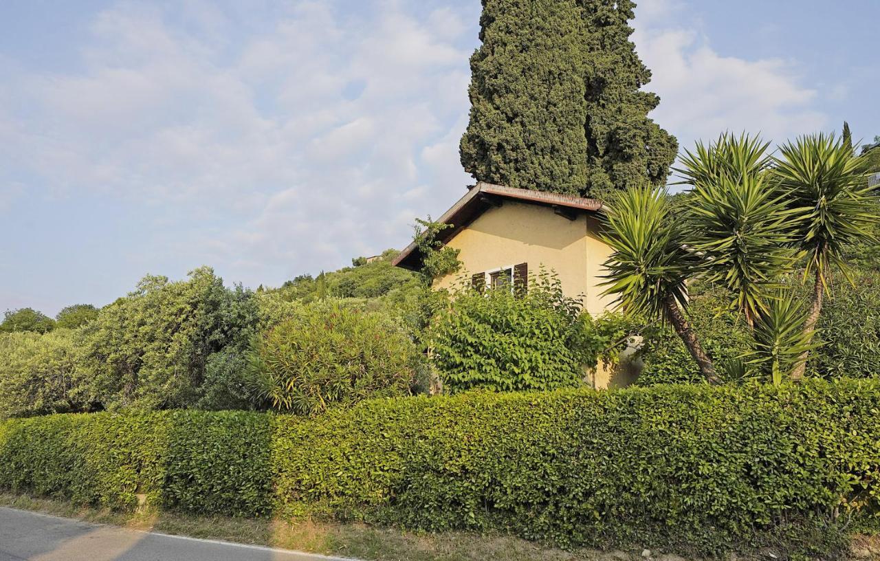 Villa Bouganville トスコラーノ・マデルノ エクステリア 写真